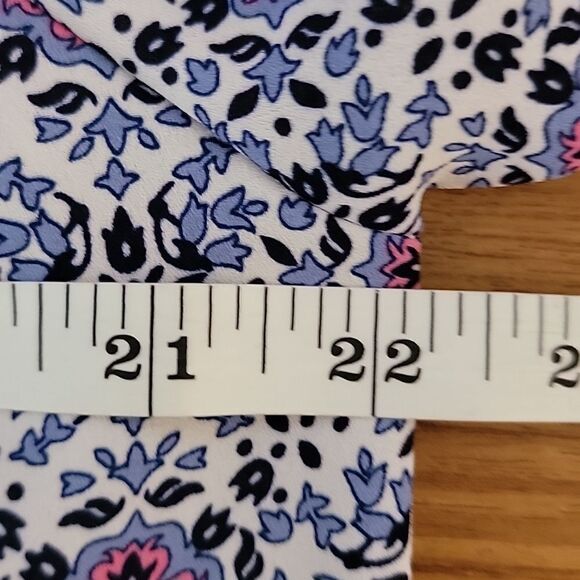 Le Lis cold shoulder top Size L - Picture 10 of 11